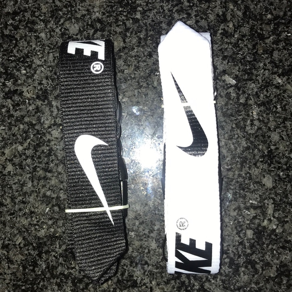 Nike lanyard keychain